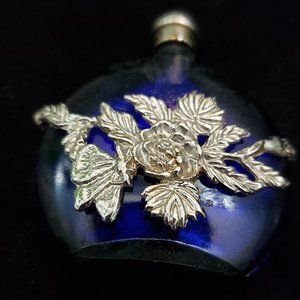 BEAUTIFUL SILVESTRI COLBALT BLUE GLASS AND SILVER OVERLAY PERFUME BOTTLE
